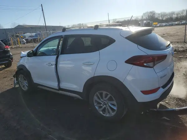 KM8J3CA48HU271077 2017 HYUNDAI TUCSON - Image 2