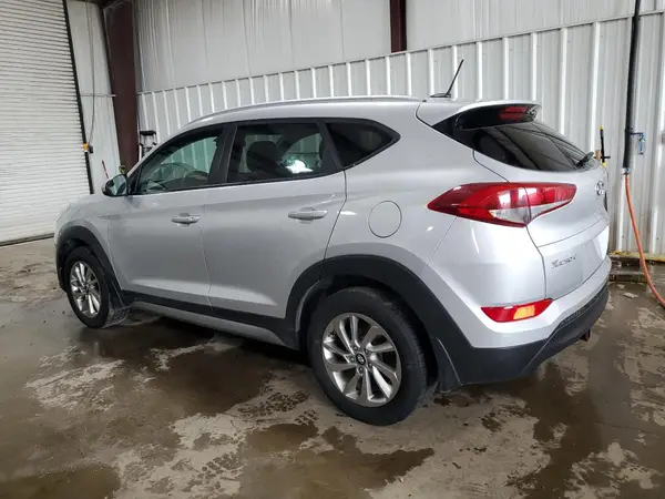 KM8J3CA48HU271998 2017 HYUNDAI TUCSON - Image 2