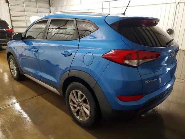 KM8J3CA48HU275582 2017 HYUNDAI TUCSON - Image 2