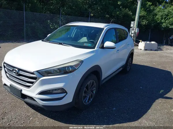 KM8J3CA48HU291748 2017 HYUNDAI TUCSON - Image 2