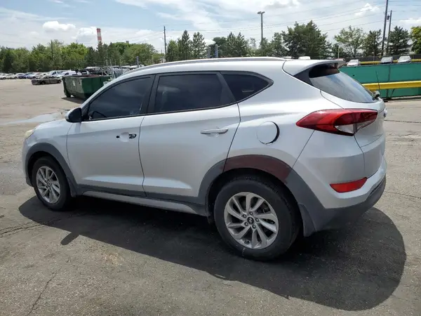KM8J3CA48HU295573 2017 HYUNDAI TUCSON - Image 2