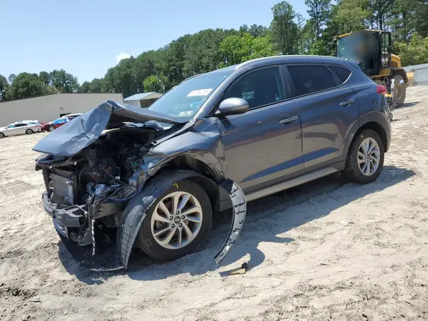 KM8J3CA48HU296366 2017 HYUNDAI TUCSON - Image 1