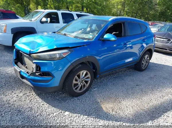 KM8J3CA48HU296870 2017 HYUNDAI TUCSON - Image 2