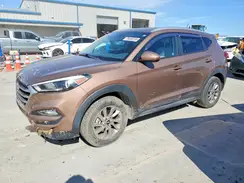 KM8J3CA48HU349955 2017 HYUNDAI TUCSON