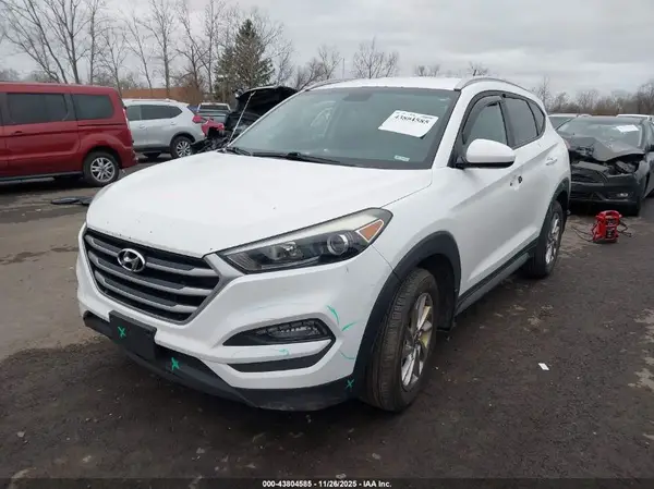 KM8J3CA48HU351589 2017 HYUNDAI TUCSON - Image 2