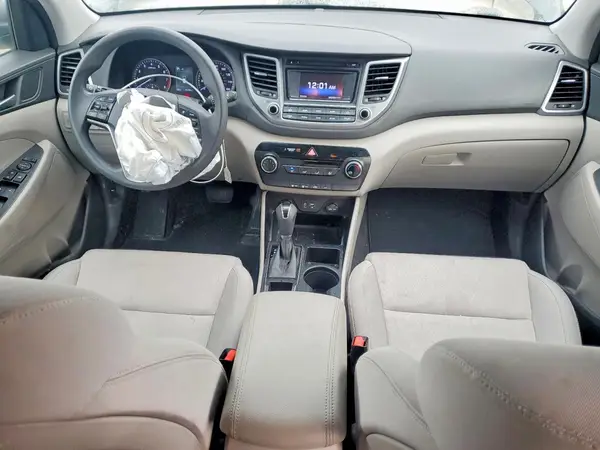 KM8J3CA48HU390358 2017 HYUNDAI TUCSON - Image 8