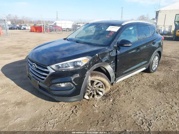 KM8J3CA48HU407756 2017 HYUNDAI TUCSON - Image 2