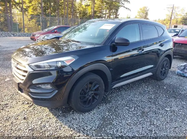 KM8J3CA48HU409748 2017 HYUNDAI TUCSON - Image 2