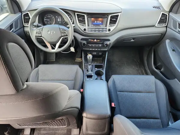 KM8J3CA48HU414979 2017 HYUNDAI TUCSON - Image 8