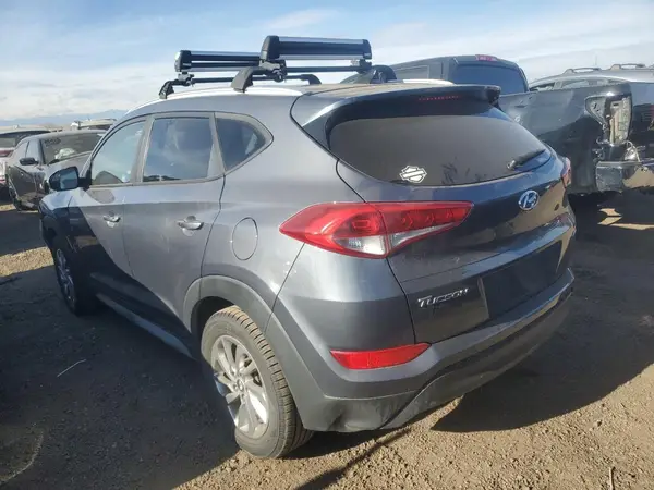 KM8J3CA48HU417154 2017 HYUNDAI TUCSON - Image 2