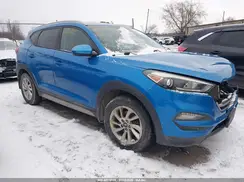 KM8J3CA48HU423147 2017 HYUNDAI TUCSON
