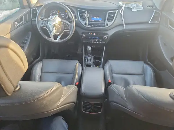 KM8J3CA48HU440823 2017 HYUNDAI TUCSON - Image 8