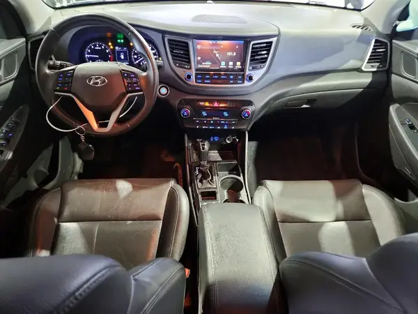 KM8J3CA48HU457895 2017 HYUNDAI TUCSON - Image 8