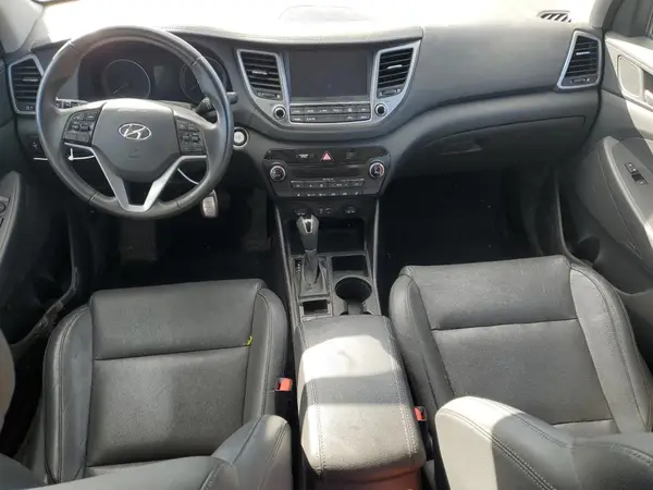 KM8J3CA48HU465012 2017 HYUNDAI TUCSON - Image 8