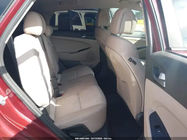 KM8J3CA48HU465494 2017 HYUNDAI TUCSON - Image 8