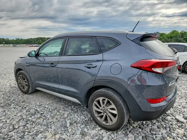KM8J3CA48HU468203 2017 HYUNDAI TUCSON - Image 2