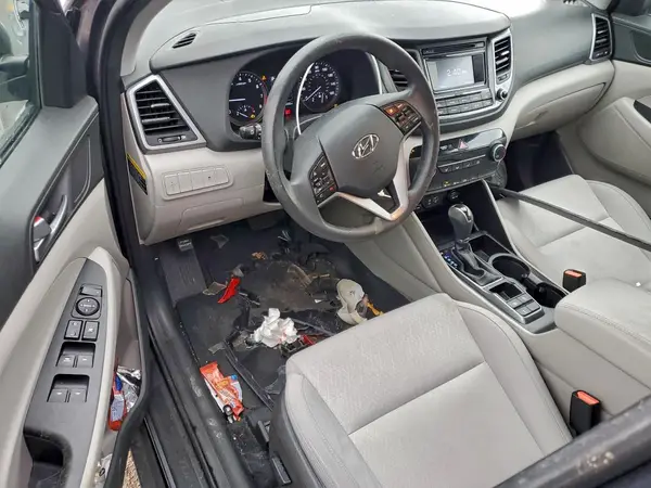 KM8J3CA48HU469397 2017 HYUNDAI TUCSON - Image 8