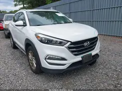 KM8J3CA48HU476768 2017 HYUNDAI TUCSON