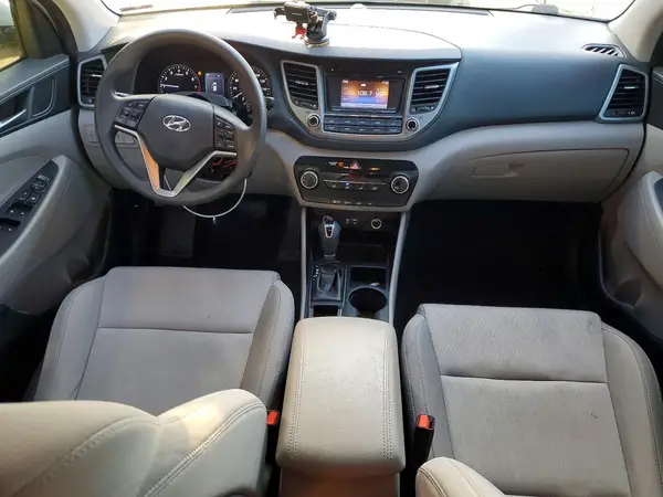 KM8J3CA48HU480660 2017 HYUNDAI TUCSON - Image 8