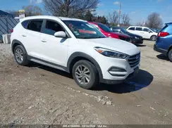 KM8J3CA48HU484045 2017 HYUNDAI TUCSON