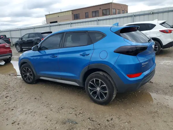 KM8J3CA48HU490623 2017 HYUNDAI TUCSON - Image 2