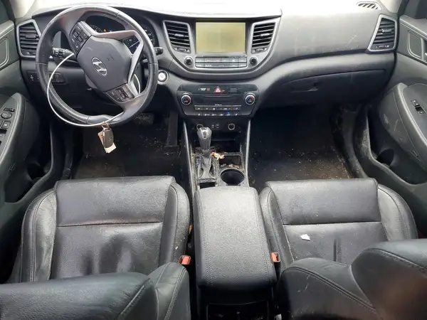 KM8J3CA48HU490623 2017 HYUNDAI TUCSON - Image 8