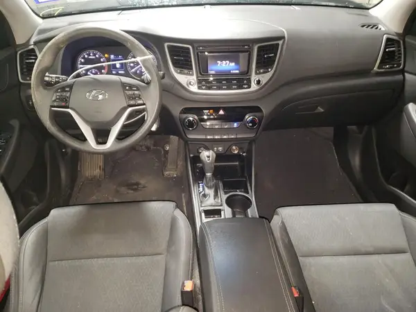 KM8J3CA48HU493733 2017 HYUNDAI TUCSON - Image 8