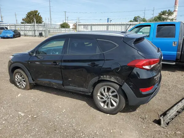 KM8J3CA48HU500597 2017 HYUNDAI TUCSON - Image 2