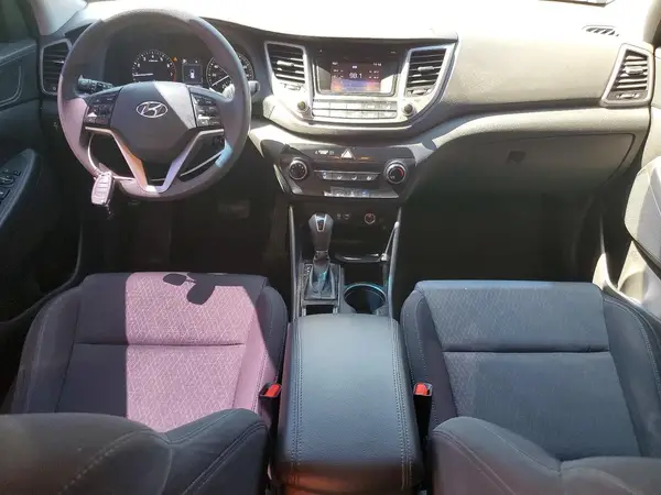 KM8J3CA48HU538976 2017 HYUNDAI TUCSON - Image 8