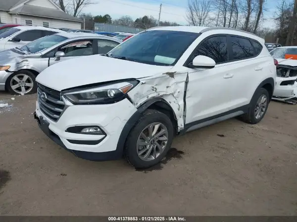 KM8J3CA48HU556569 2017 HYUNDAI TUCSON - Image 2