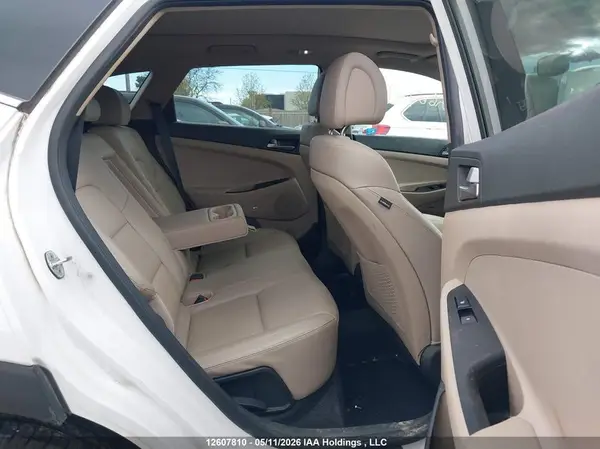 KM8J3CA48HU562128 2017 HYUNDAI TUCSON - Image 8