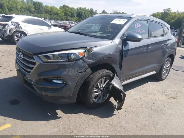 KM8J3CA48HU574859 2017 HYUNDAI TUCSON - Image 2