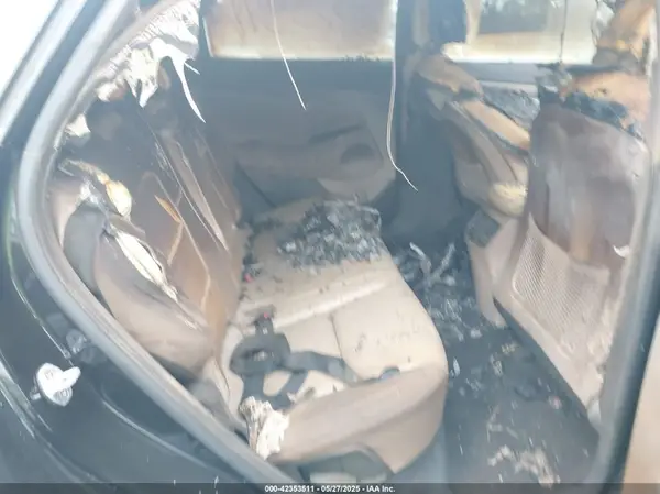 KM8J3CA48HU592939 2017 HYUNDAI TUCSON - Image 8