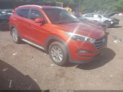 KM8J3CA48JU602228 2018 HYUNDAI TUCSON