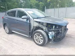 KM8J3CA48JU605985 2018 HYUNDAI TUCSON