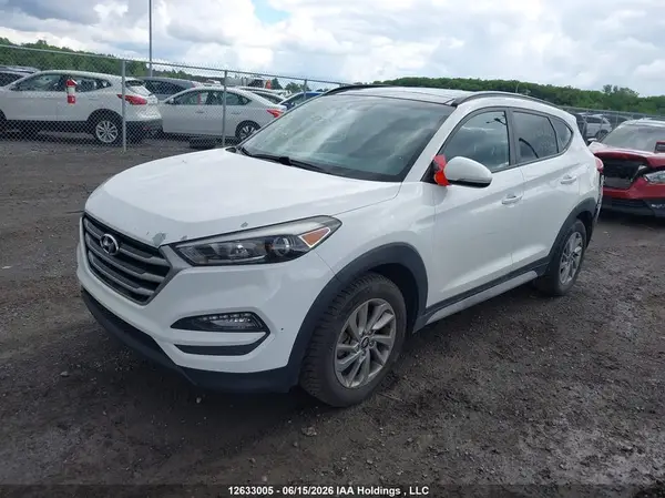 KM8J3CA48JU635942 2018 HYUNDAI TUCSON - Image 2