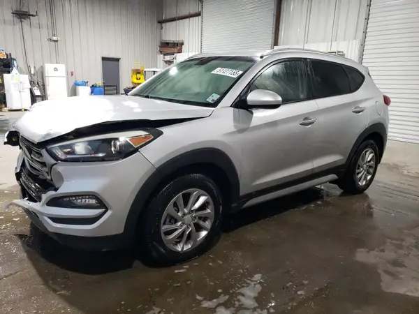 KM8J3CA48JU639943 2018 HYUNDAI TUCSON - Image 1