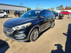 KM8J3CA48JU646438 2018 HYUNDAI TUCSON