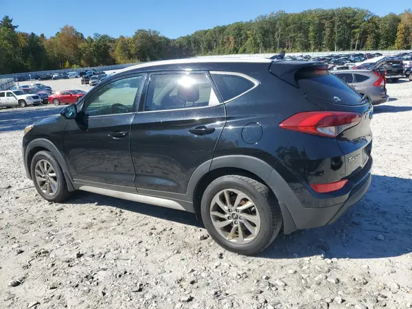 KM8J3CA48JU664499 2018 HYUNDAI TUCSON - Image 2