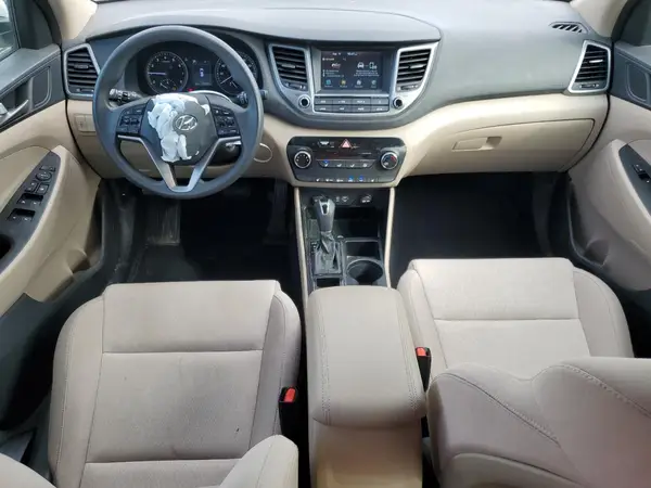 KM8J3CA48JU667225 2018 HYUNDAI TUCSON - Image 8