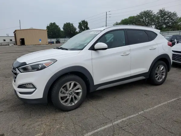 KM8J3CA48JU670187 2018 HYUNDAI TUCSON - Image 1