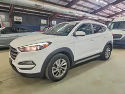 KM8J3CA48JU674482 2018 HYUNDAI TUCSON