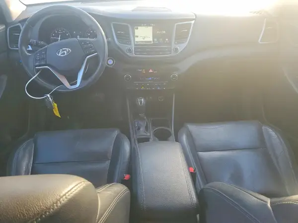 KM8J3CA48JU680413 2018 HYUNDAI TUCSON - Image 8