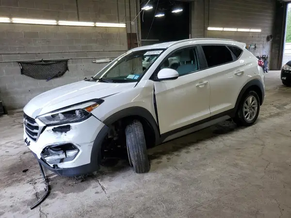 KM8J3CA48JU683134 2018 HYUNDAI TUCSON - Image 1