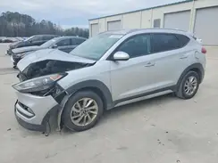 KM8J3CA48JU693632 2018 HYUNDAI TUCSON