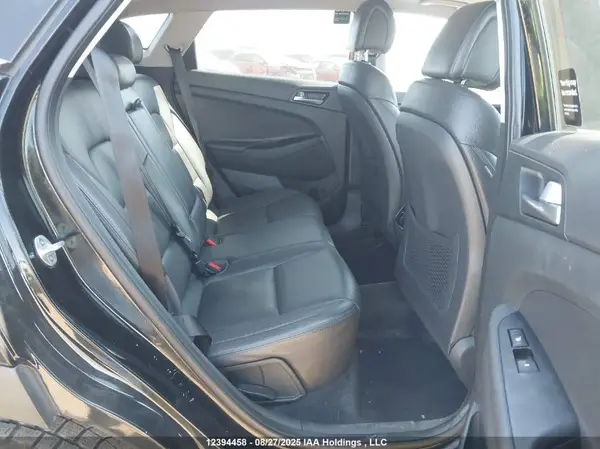 KM8J3CA48JU729139 2018 HYUNDAI TUCSON - Image 8