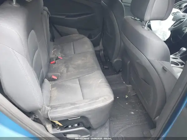 KM8J3CA48JU729240 2018 HYUNDAI TUCSON - Image 8