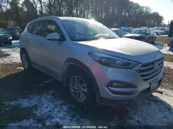 KM8J3CA48JU766059 2018 HYUNDAI TUCSON