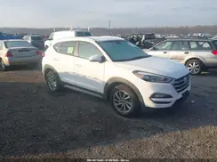 KM8J3CA48JU769169 2018 HYUNDAI TUCSON
