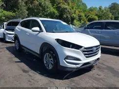 KM8J3CA48JU772993 2018 HYUNDAI TUCSON